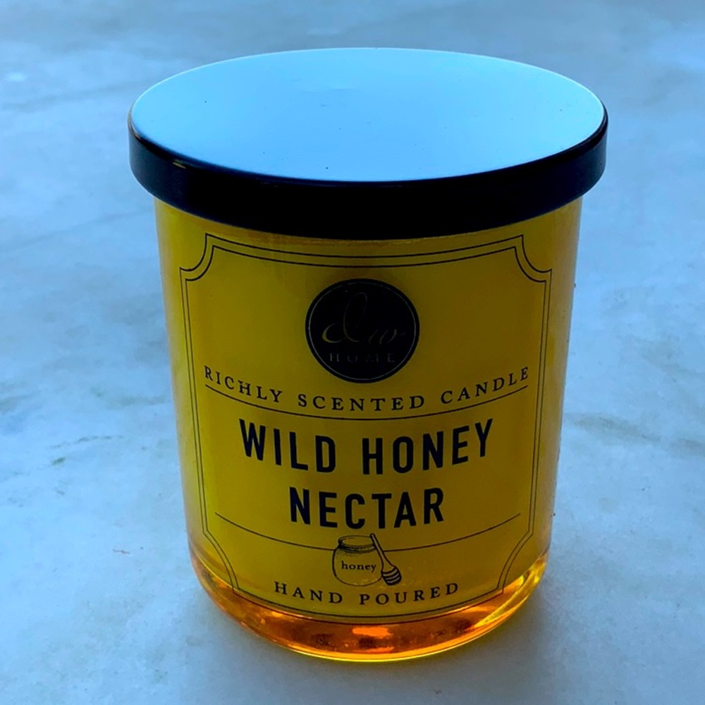 DW HOME CANDLE WILD HONEY NECTAR RICHLY SCENTED 1 WICK MINI